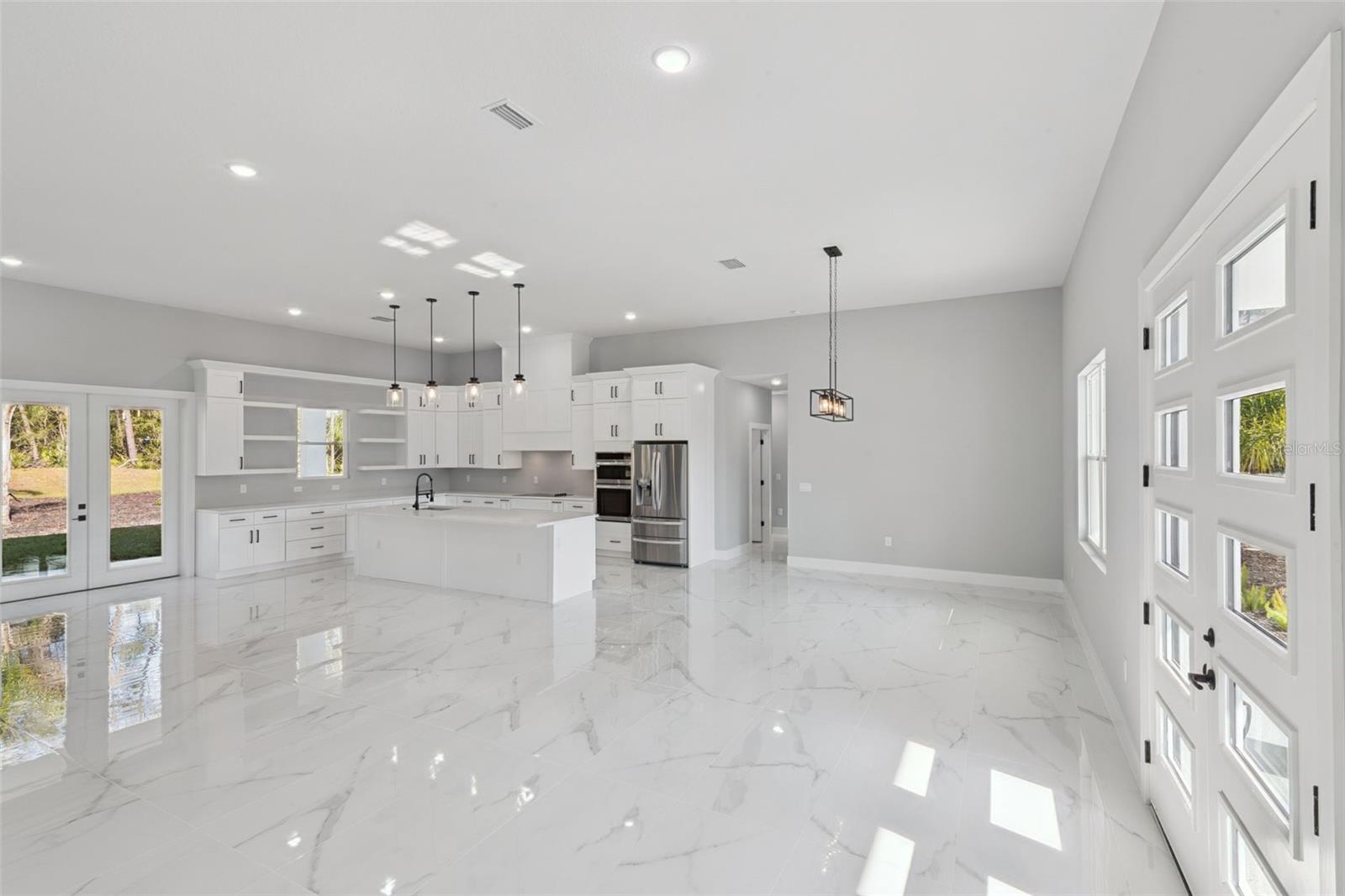 ROYAL TRAILS UNIT 01 - Residential