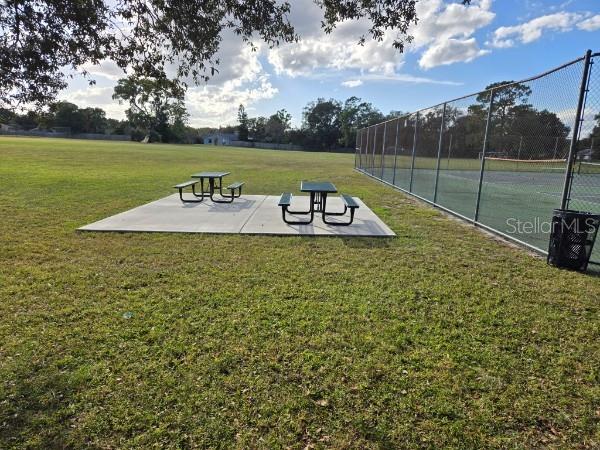 SUNRISE VILLAGE UNIT 6 - Residential Lease