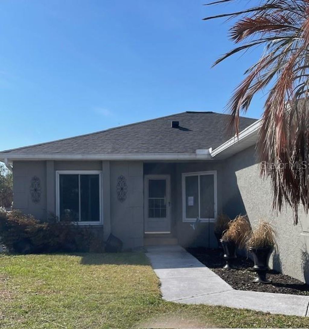 Photo of 23334 Charlston Place, Land O Lakes, FL 34639 (MLS # J998371)