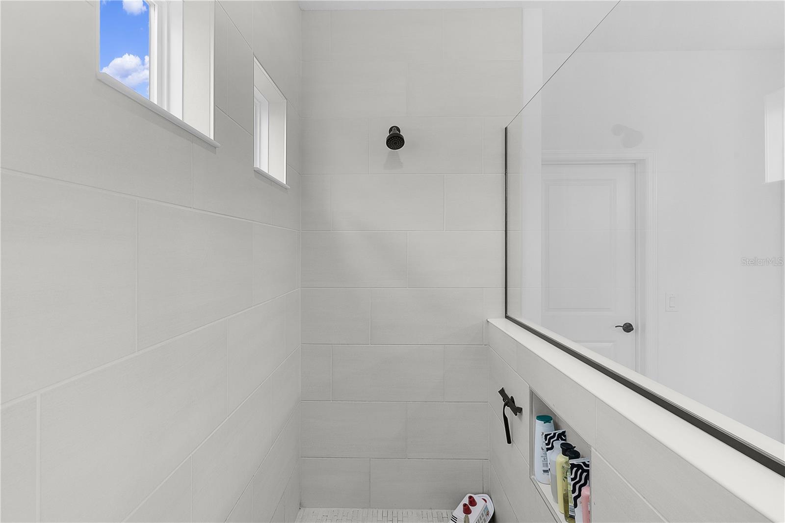 JOHNS LK NORTH - Residential