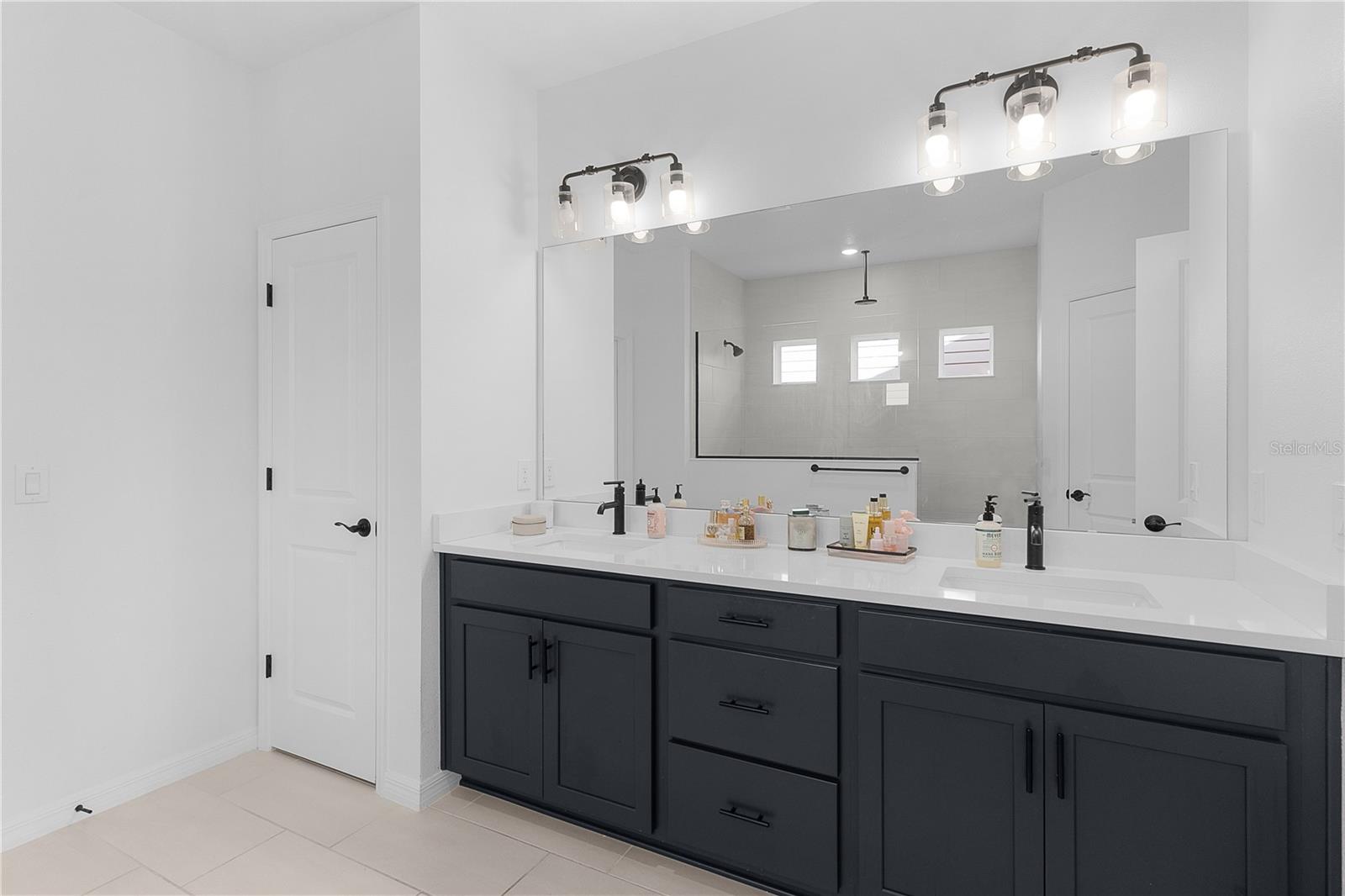 JOHNS LK NORTH - Residential
