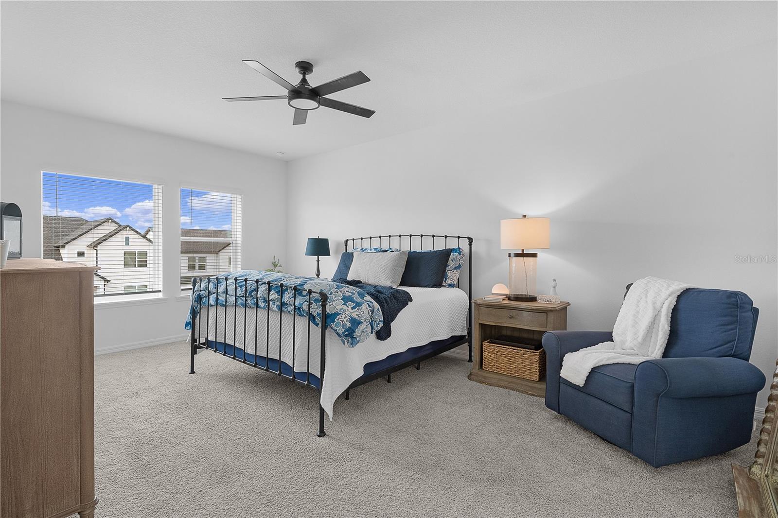 JOHNS LK NORTH - Residential
