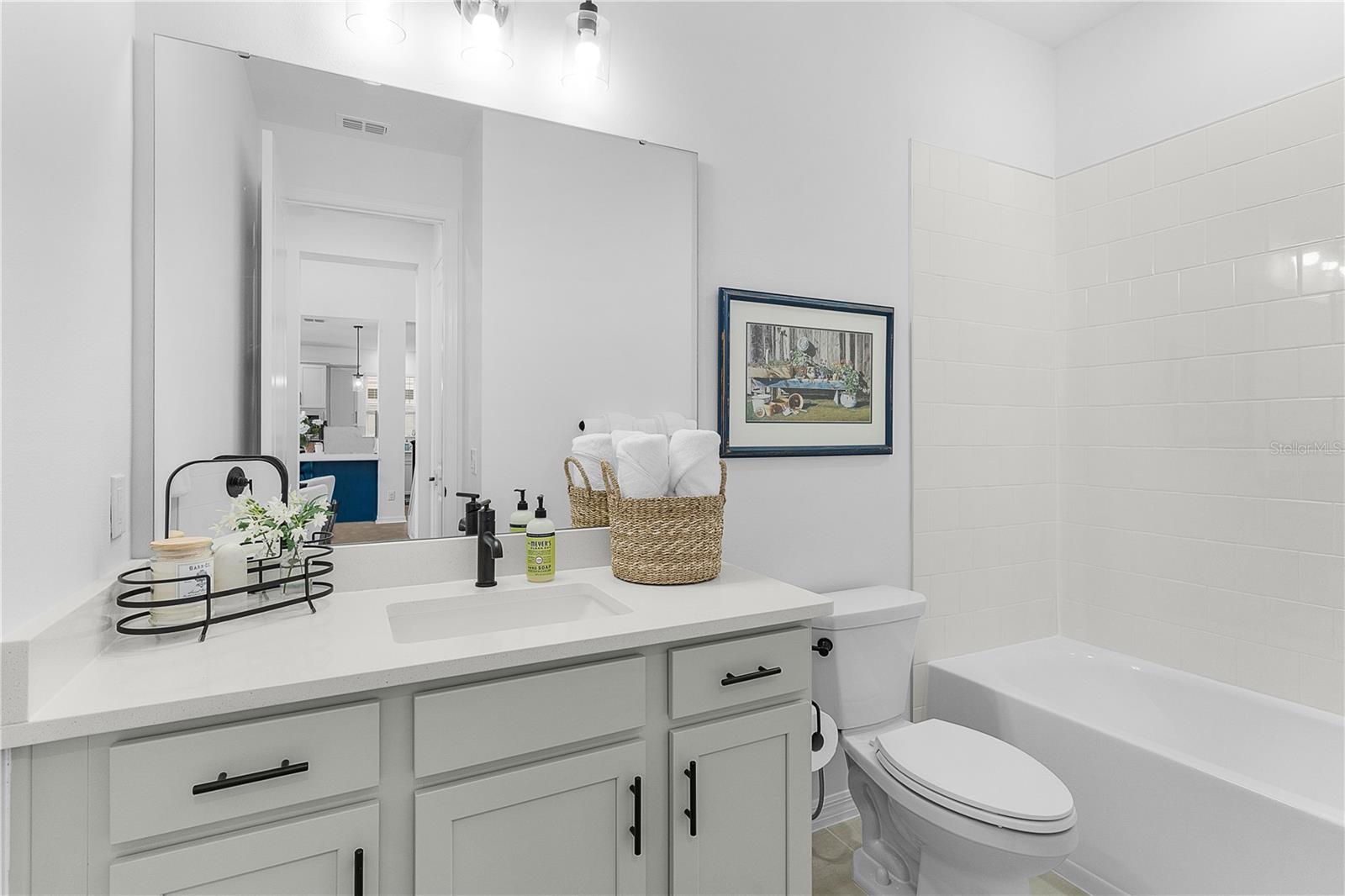 JOHNS LK NORTH - Residential