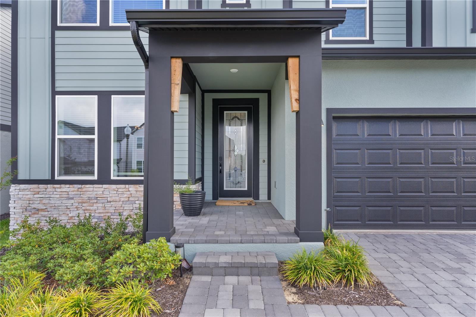 JOHNS LK NORTH - Residential