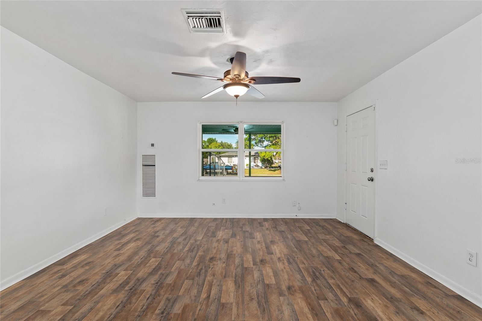 CITRUS SPGS UNIT 02 - Residential