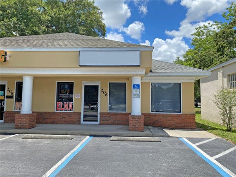 Tiny photo for 206 S Us Highway 27/441, Lady Lake, FL 32159 (MLS # G5115430)