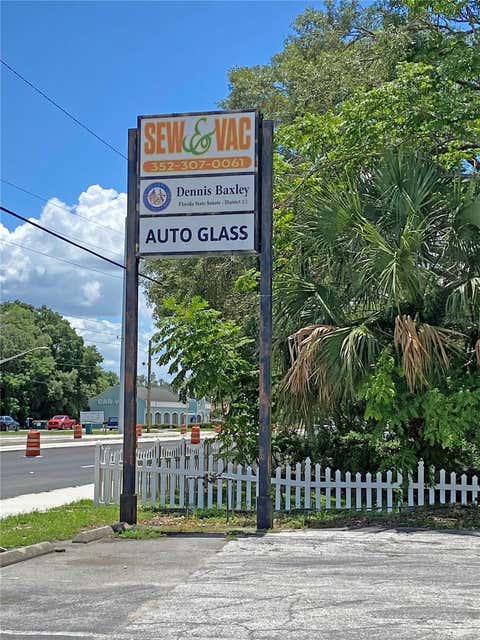 Tiny photo for 206 S Us Highway 27/441, Lady Lake, FL 32159 (MLS # G5115430)