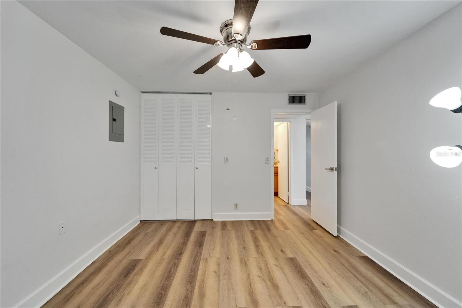 ANDOVER SOUTH - Residential Lease