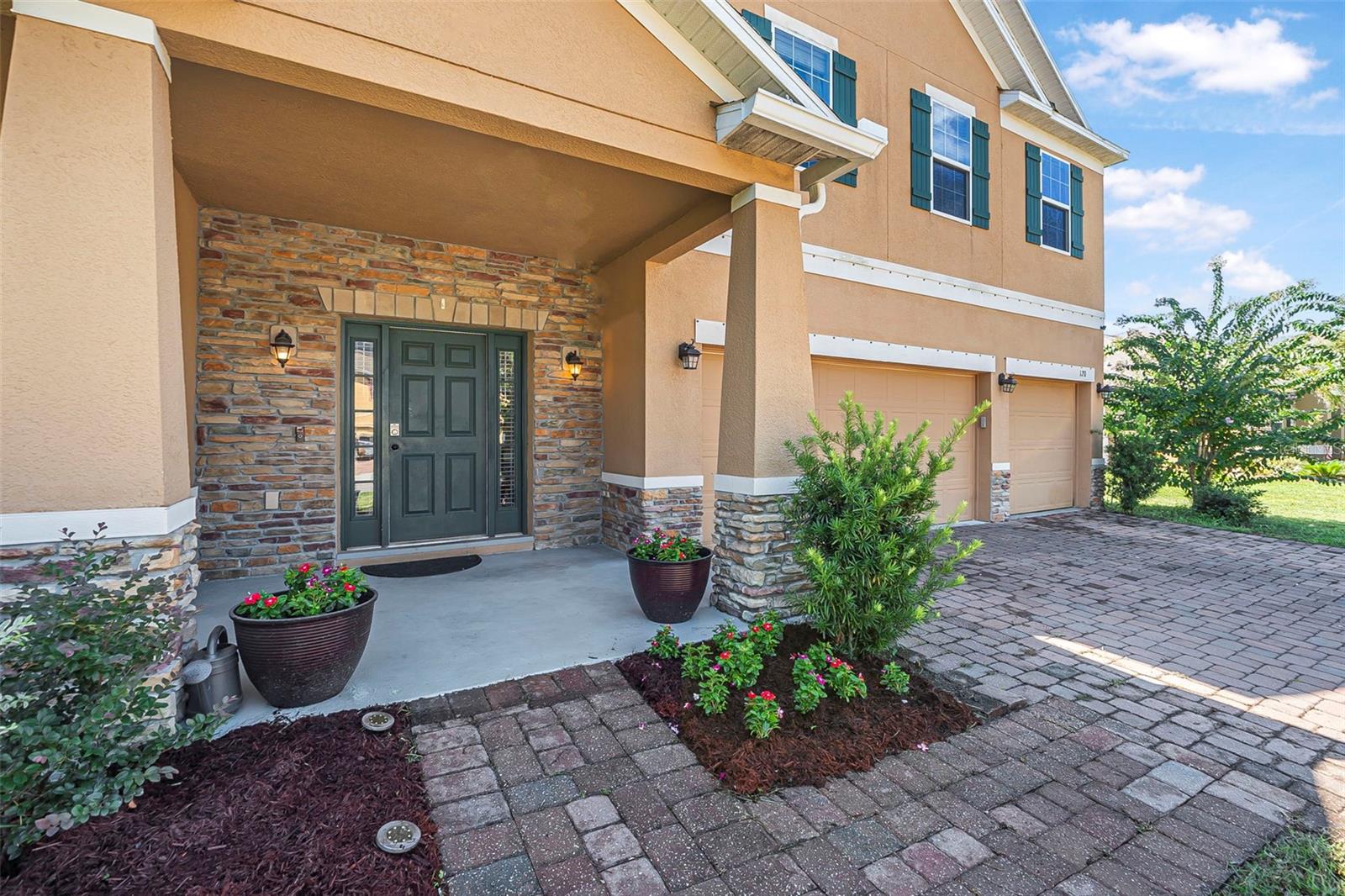 NORTH RIDGE - Residential