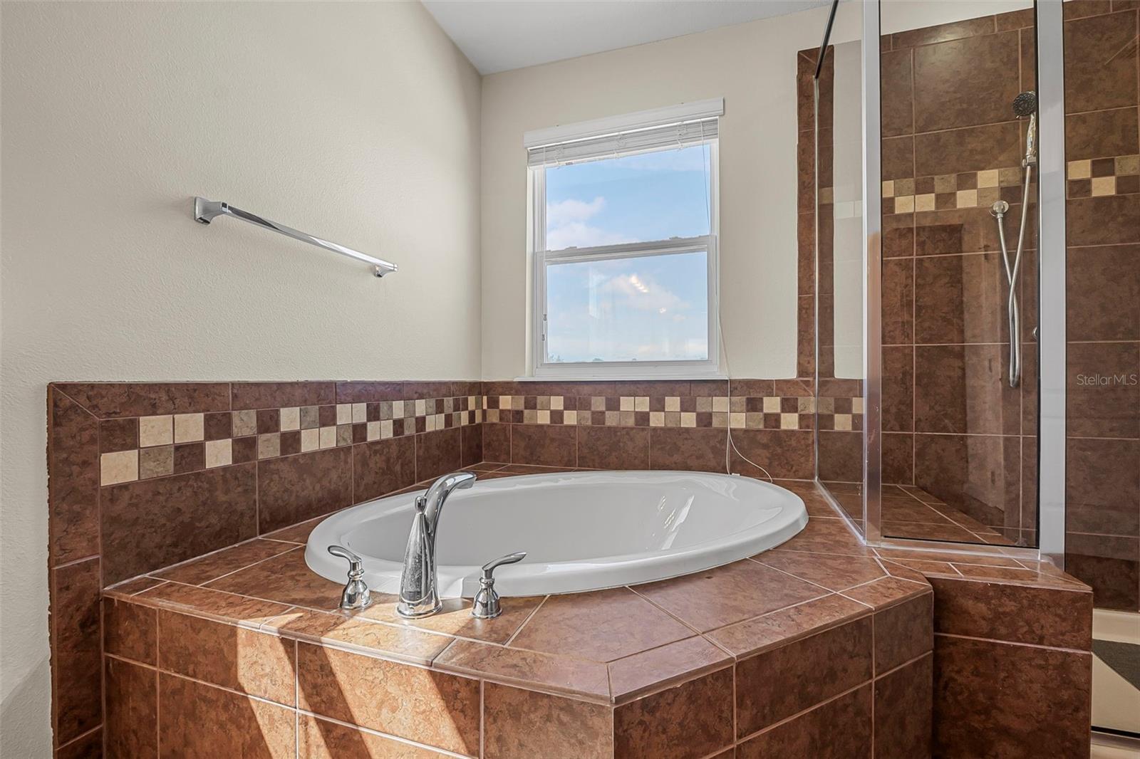 NORTH RIDGE - Residential