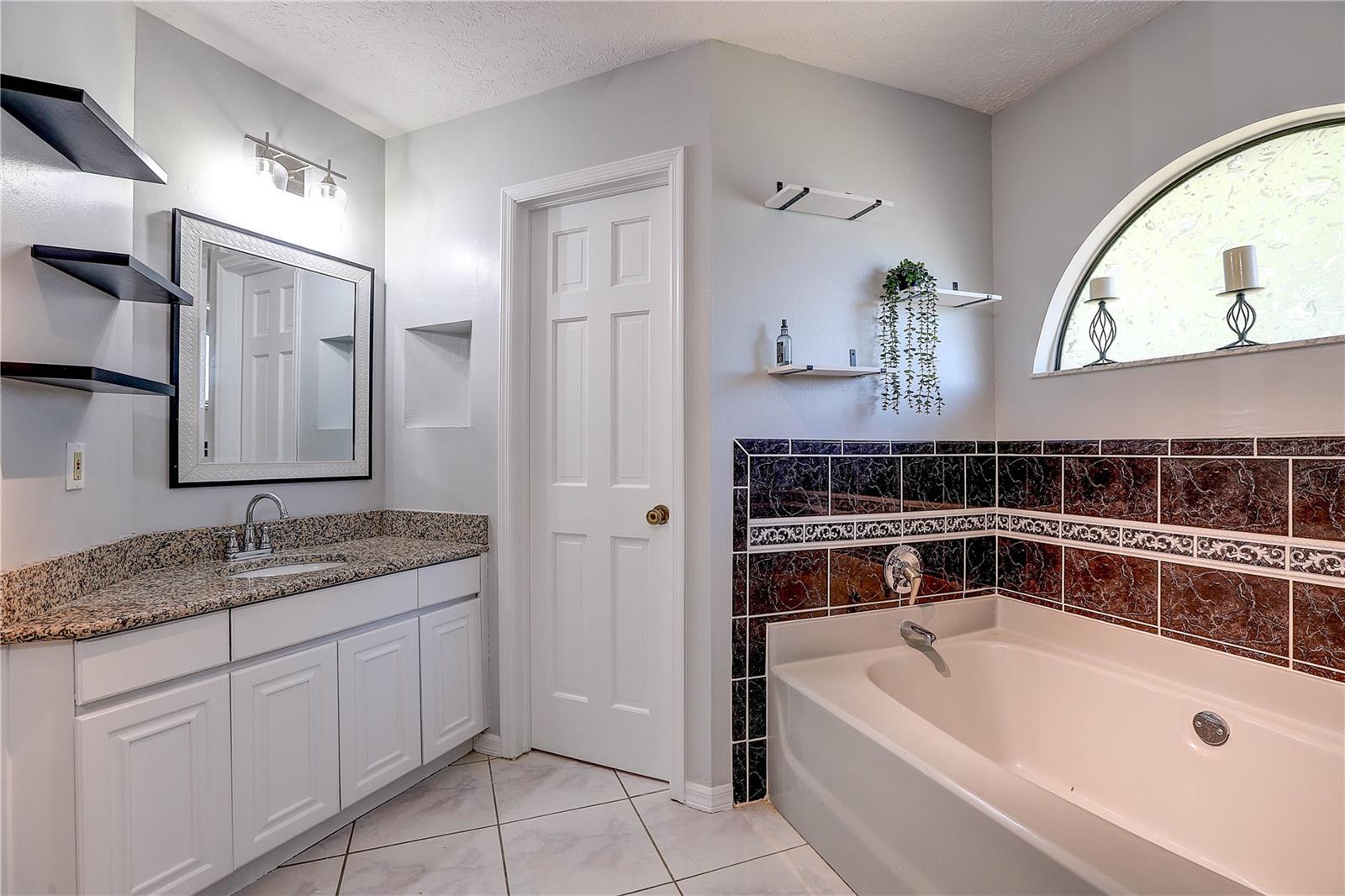 BLOOMINGDALE SEC W - Residential