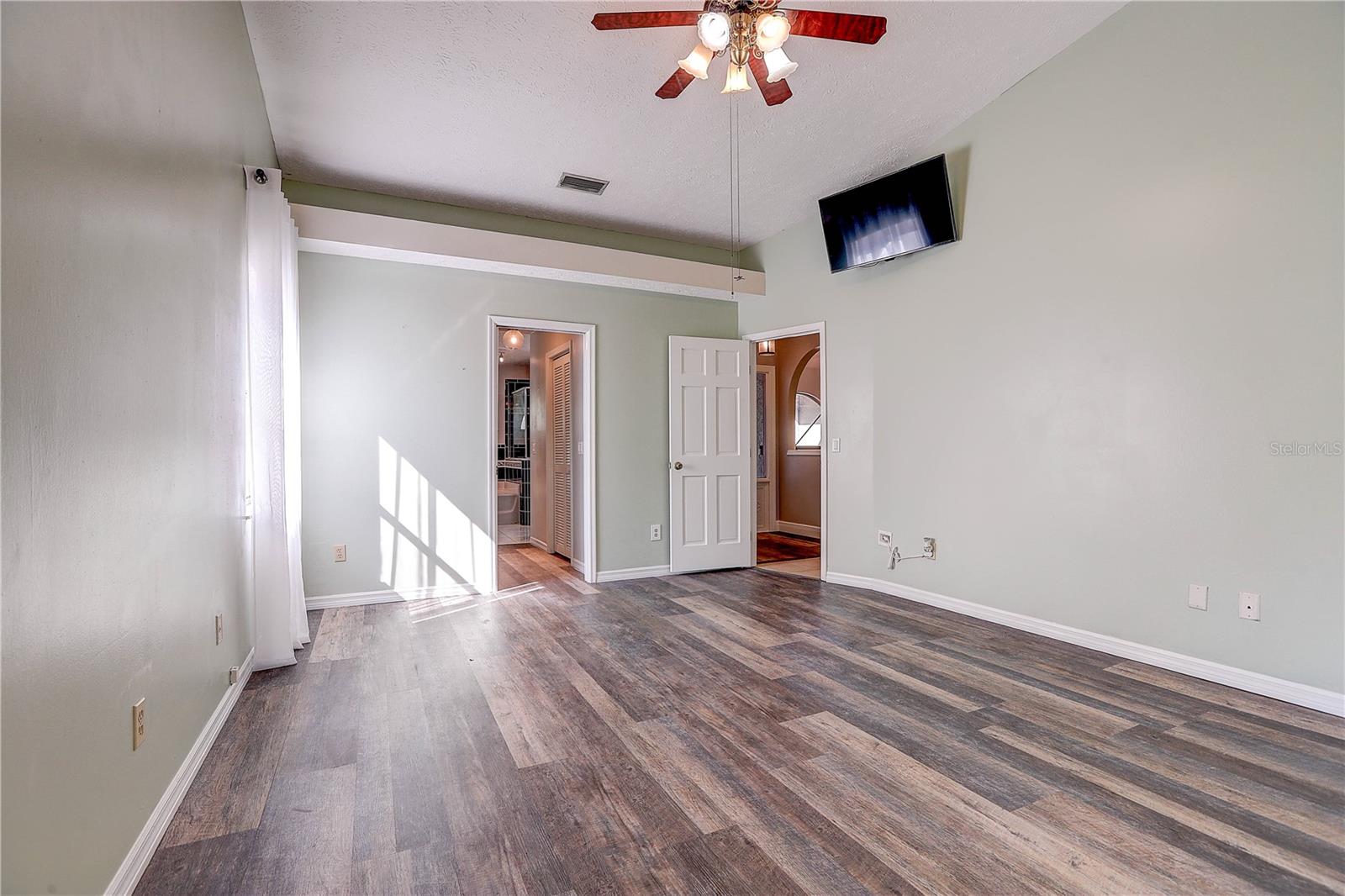 BLOOMINGDALE SEC W - Residential