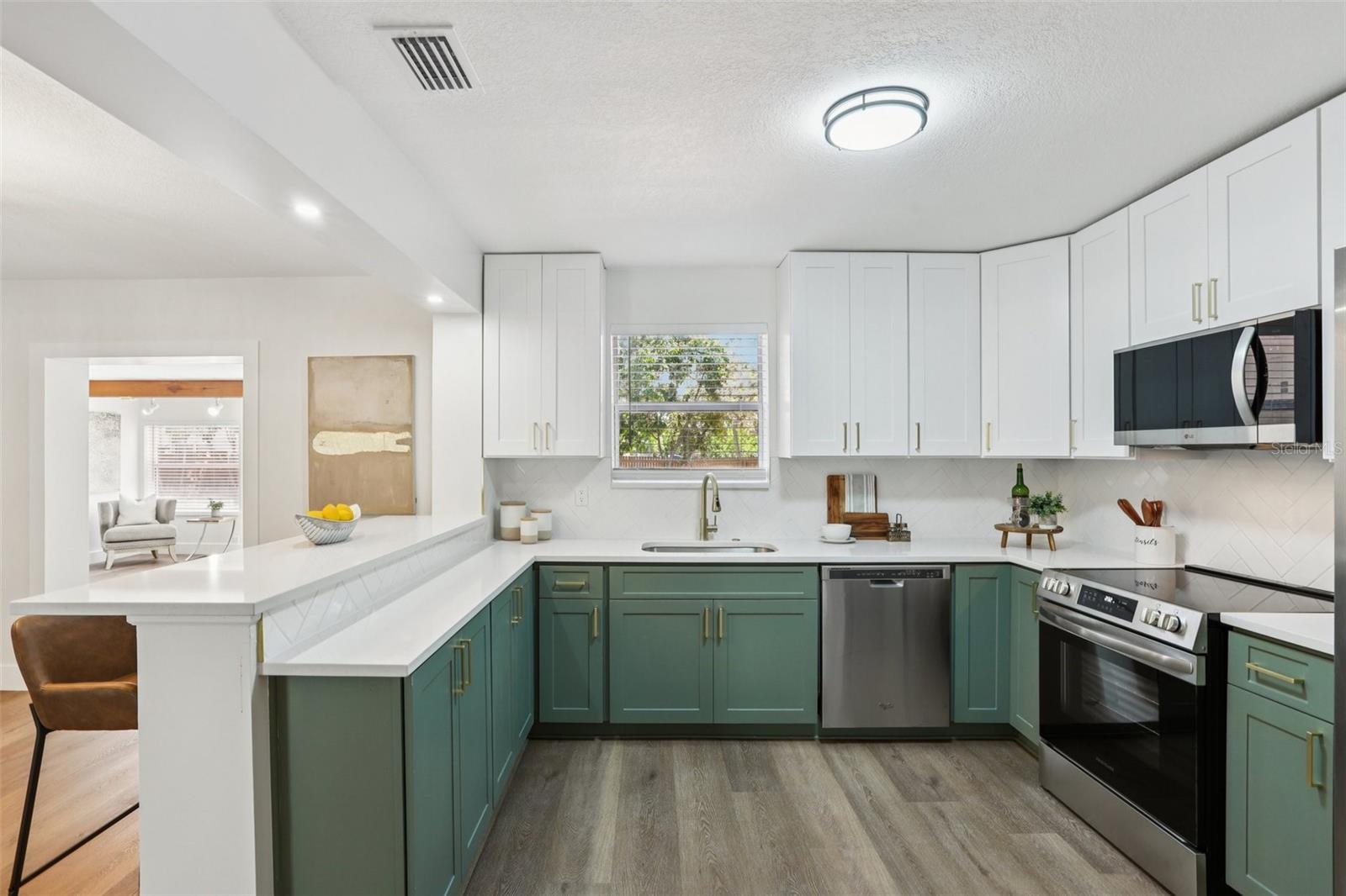 DISSTON MANOR REP - Residential