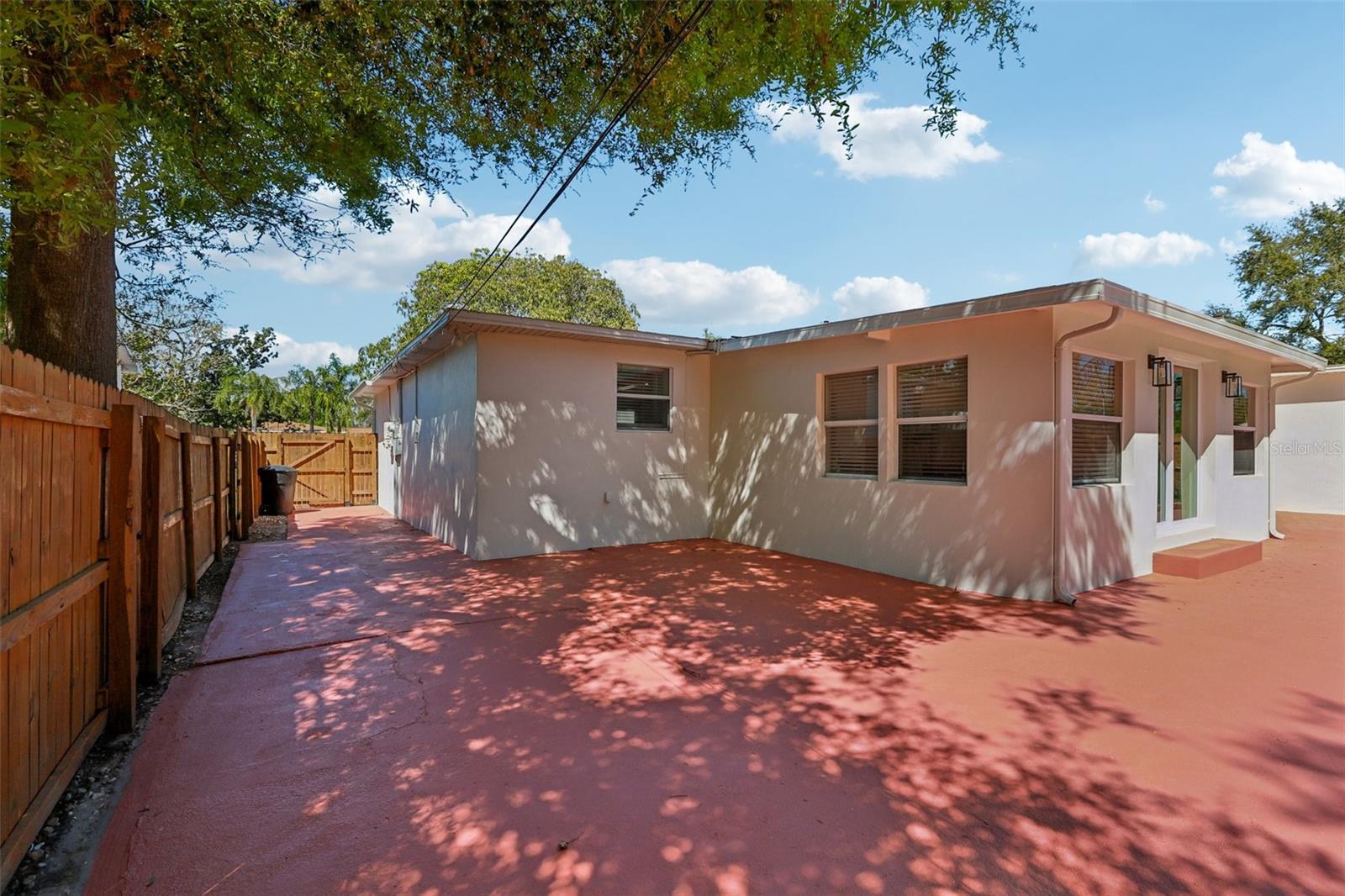 DISSTON MANOR REP - Residential