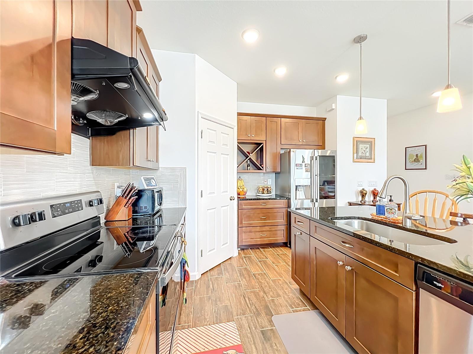 STARWOOD PH N-1B SOUTH - Residential