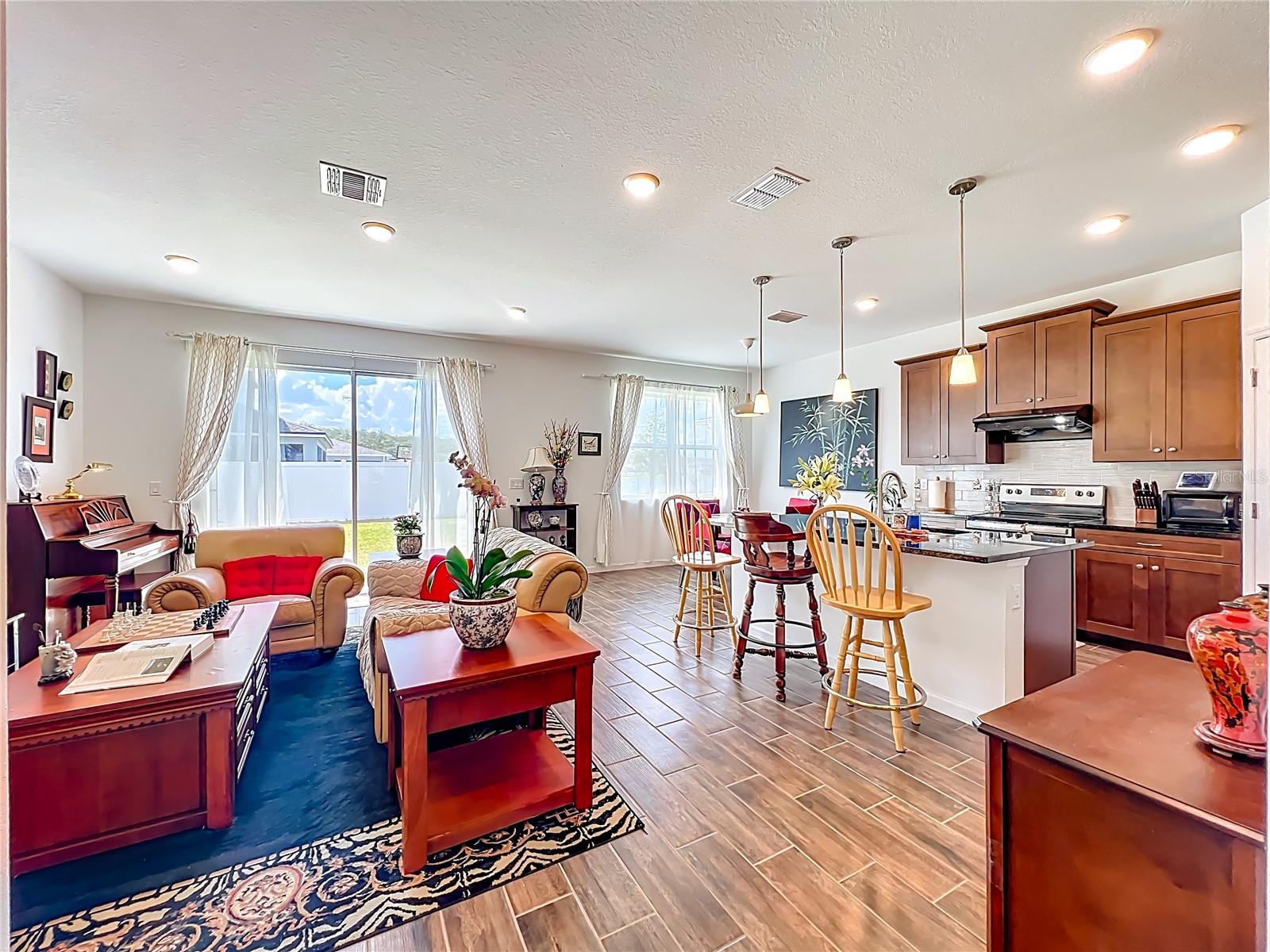 STARWOOD PH N-1B SOUTH - Residential