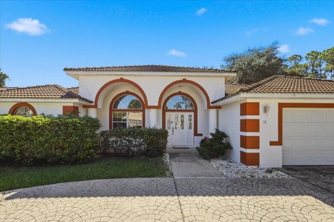 22 Bassett Lane, Palm Coast, FL 32137