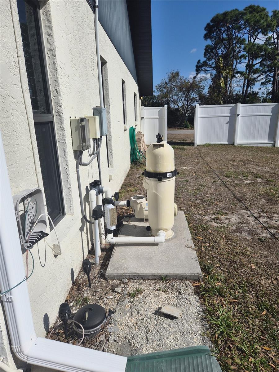 SOUTH VENICE - Residential