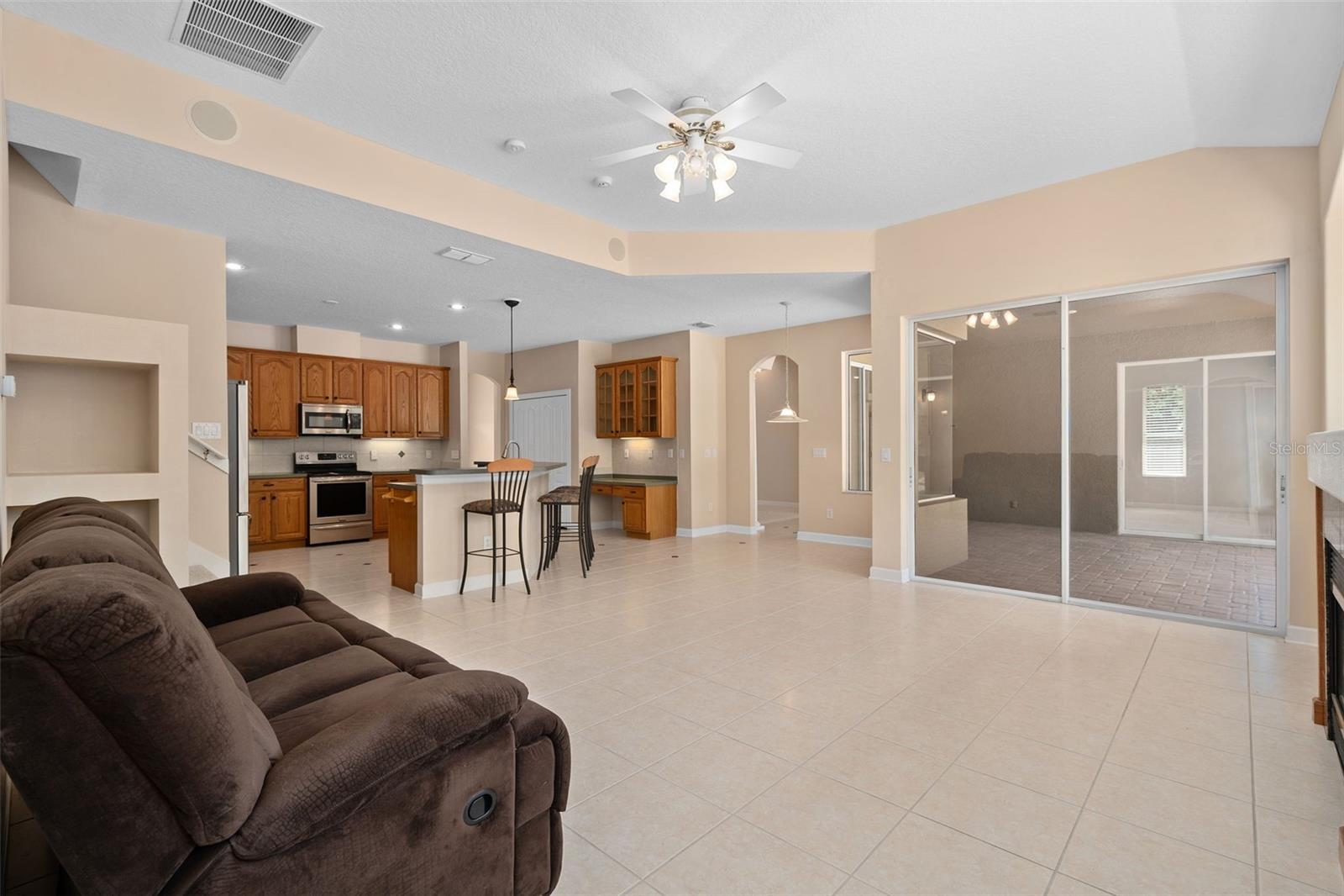 WEKIVA PRESERVE 43/18 - Residential