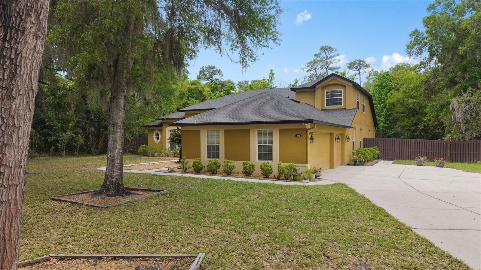 WEKIVA PRESERVE 43/18 - Residential