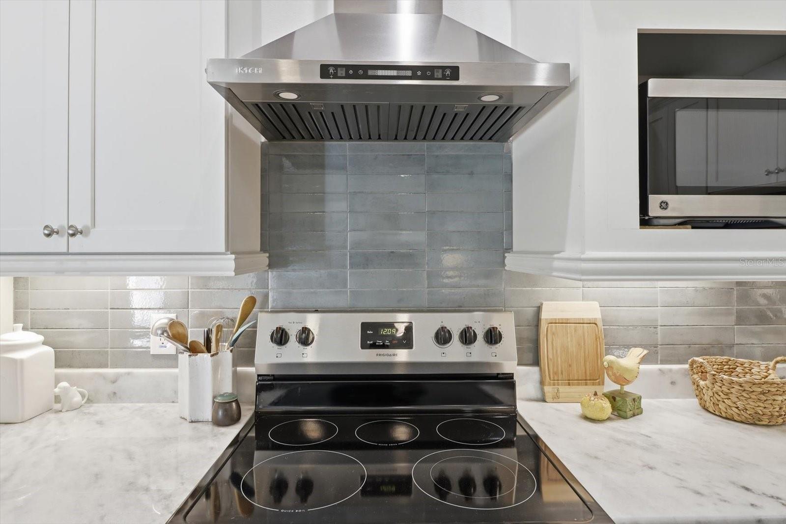 FAIRVIEW ESTATES - Residential