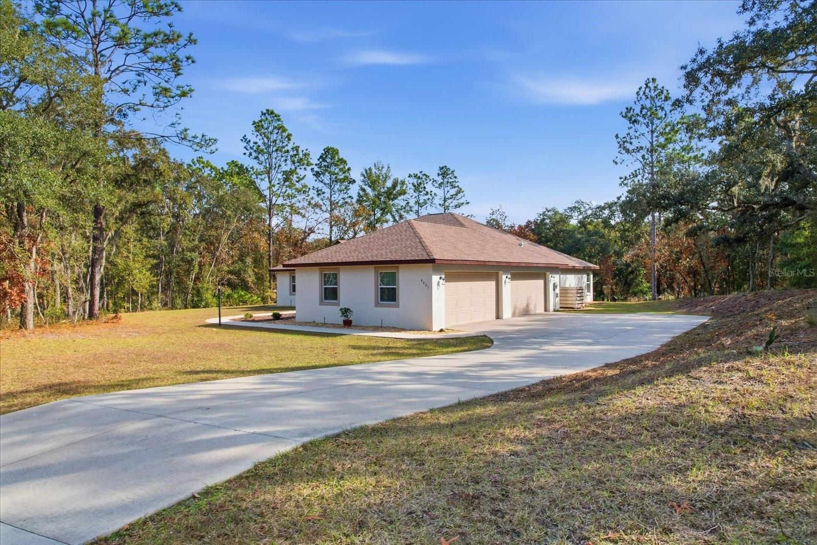 FAIRVIEW ESTATES - Residential