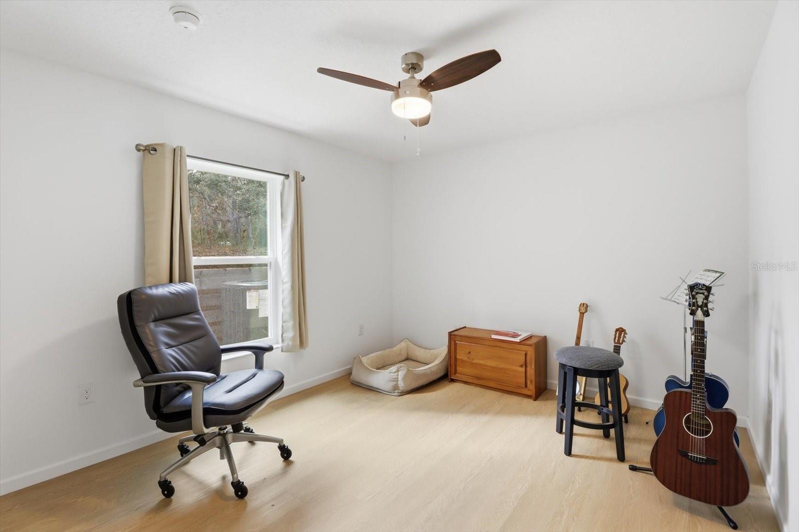 FAIRVIEW ESTATES - Residential