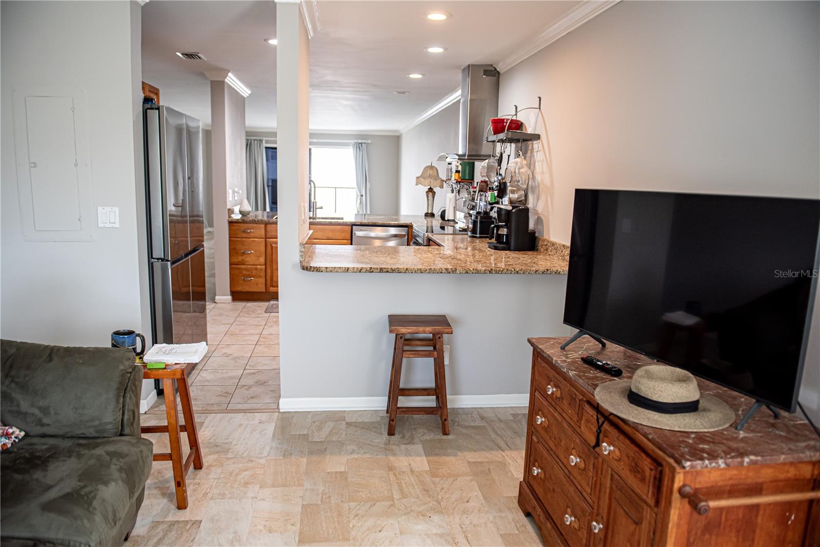 MACEDONIAN CONDO - Residential