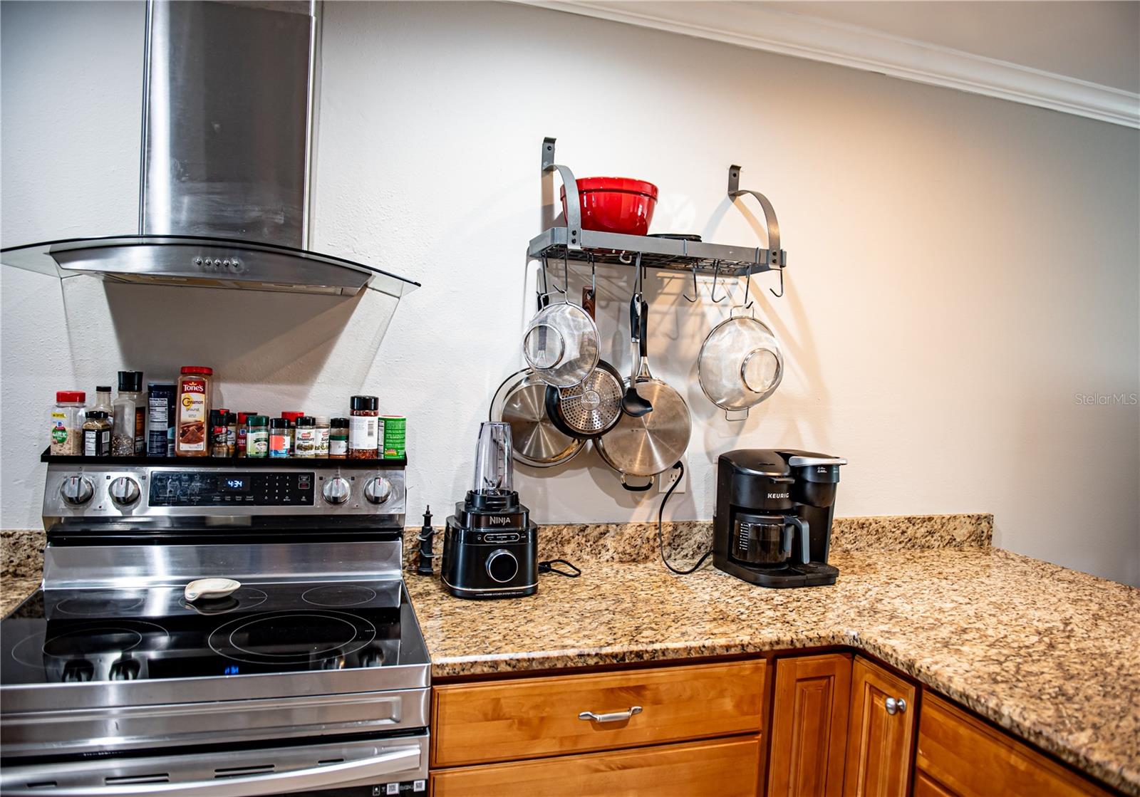 MACEDONIAN CONDO - Residential