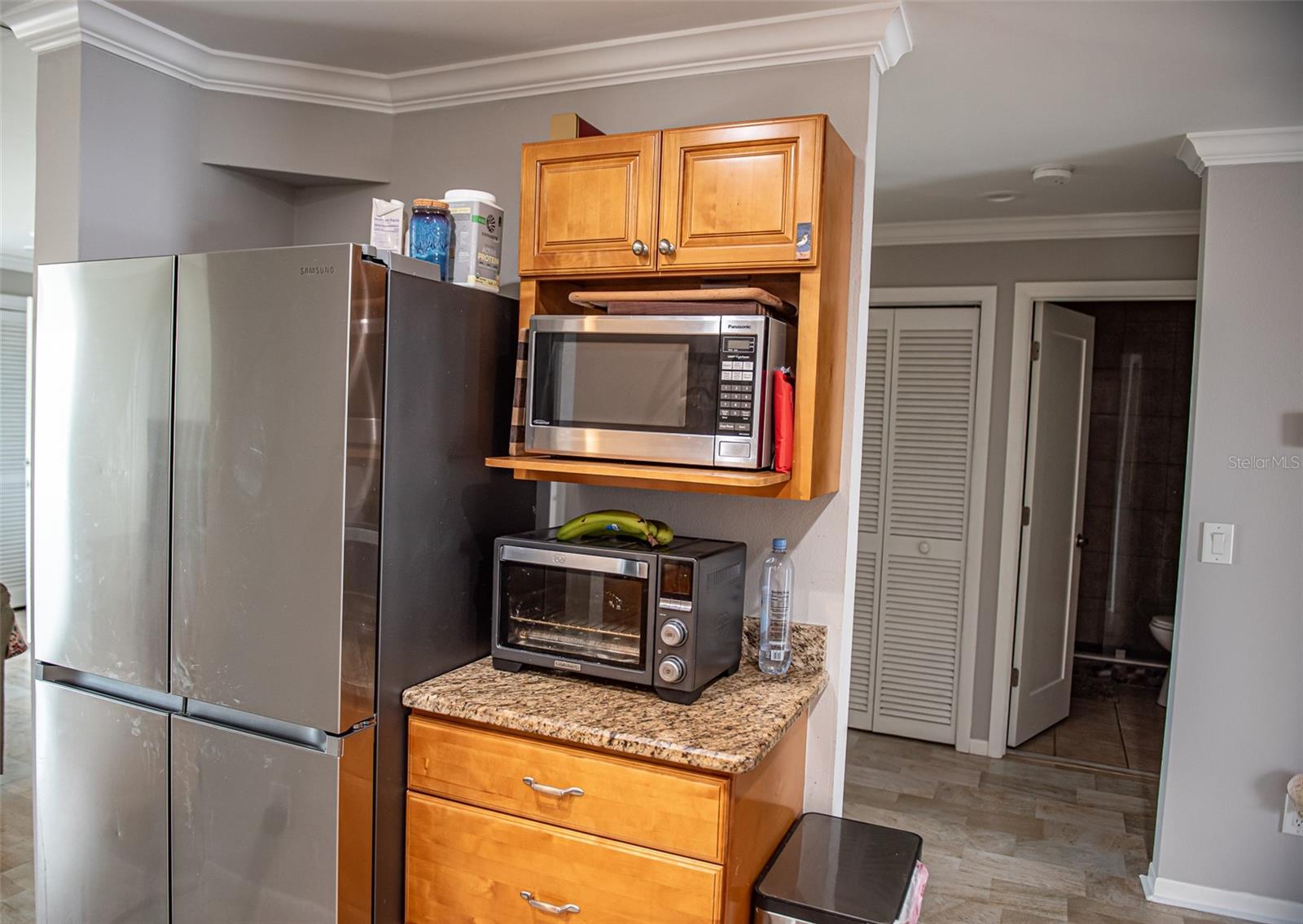 MACEDONIAN CONDO - Residential