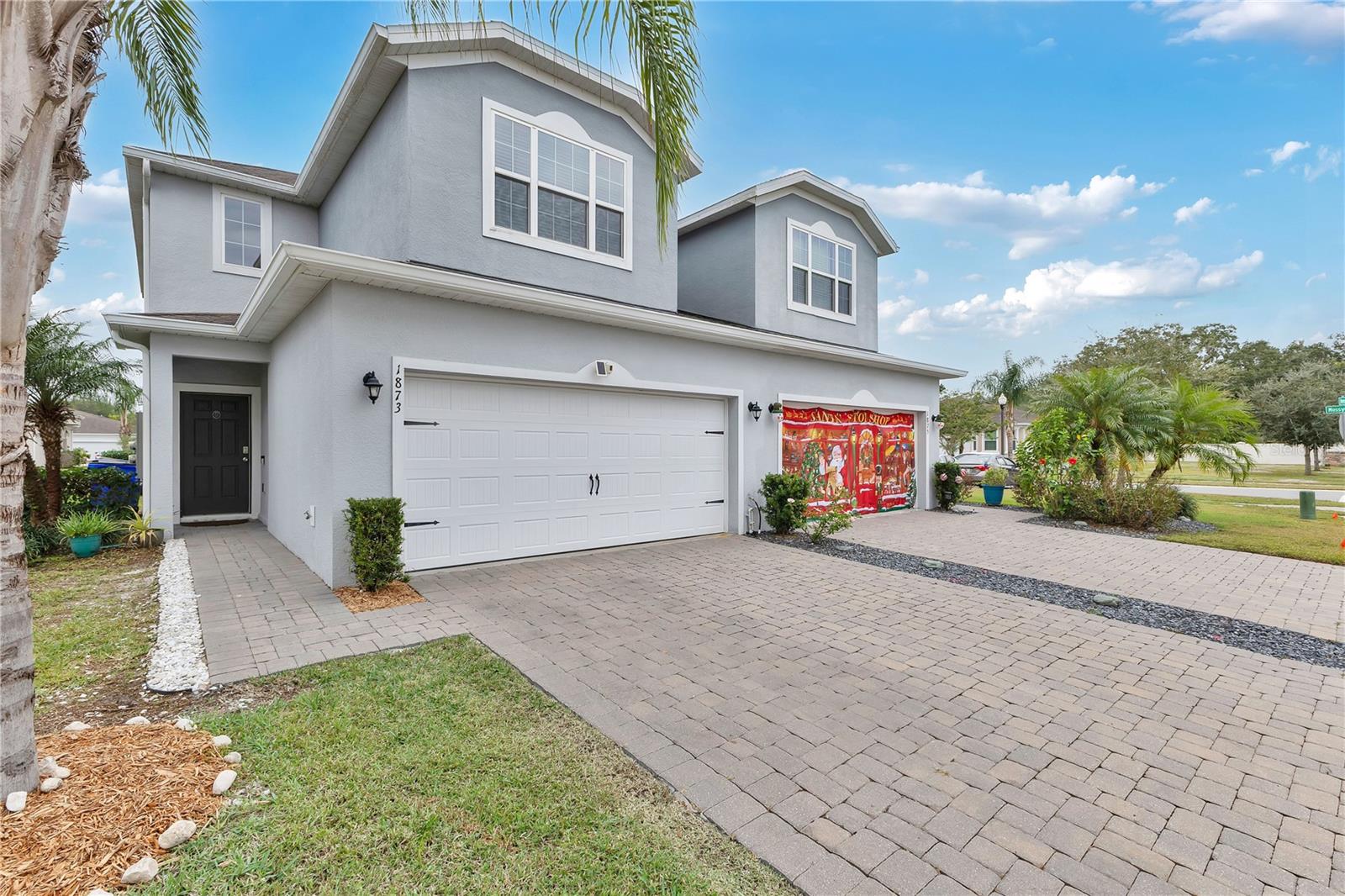 OAKTREE POINTE VILLAS - Residential