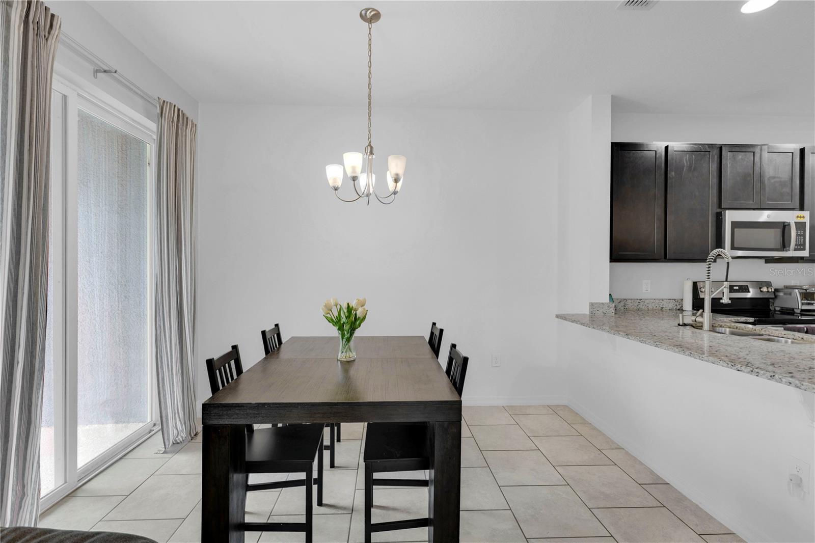 OAKTREE POINTE VILLAS - Residential