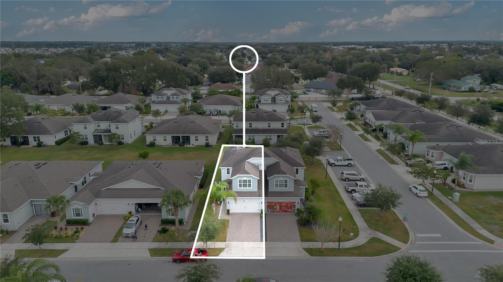 OAKTREE POINTE VILLAS - Residential