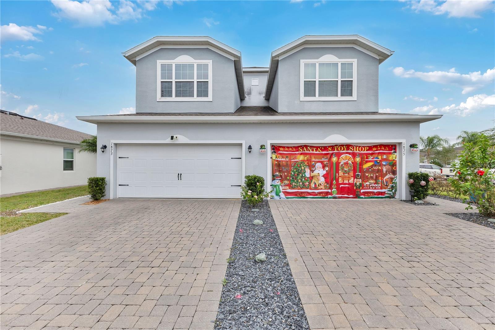 OAKTREE POINTE VILLAS - Residential