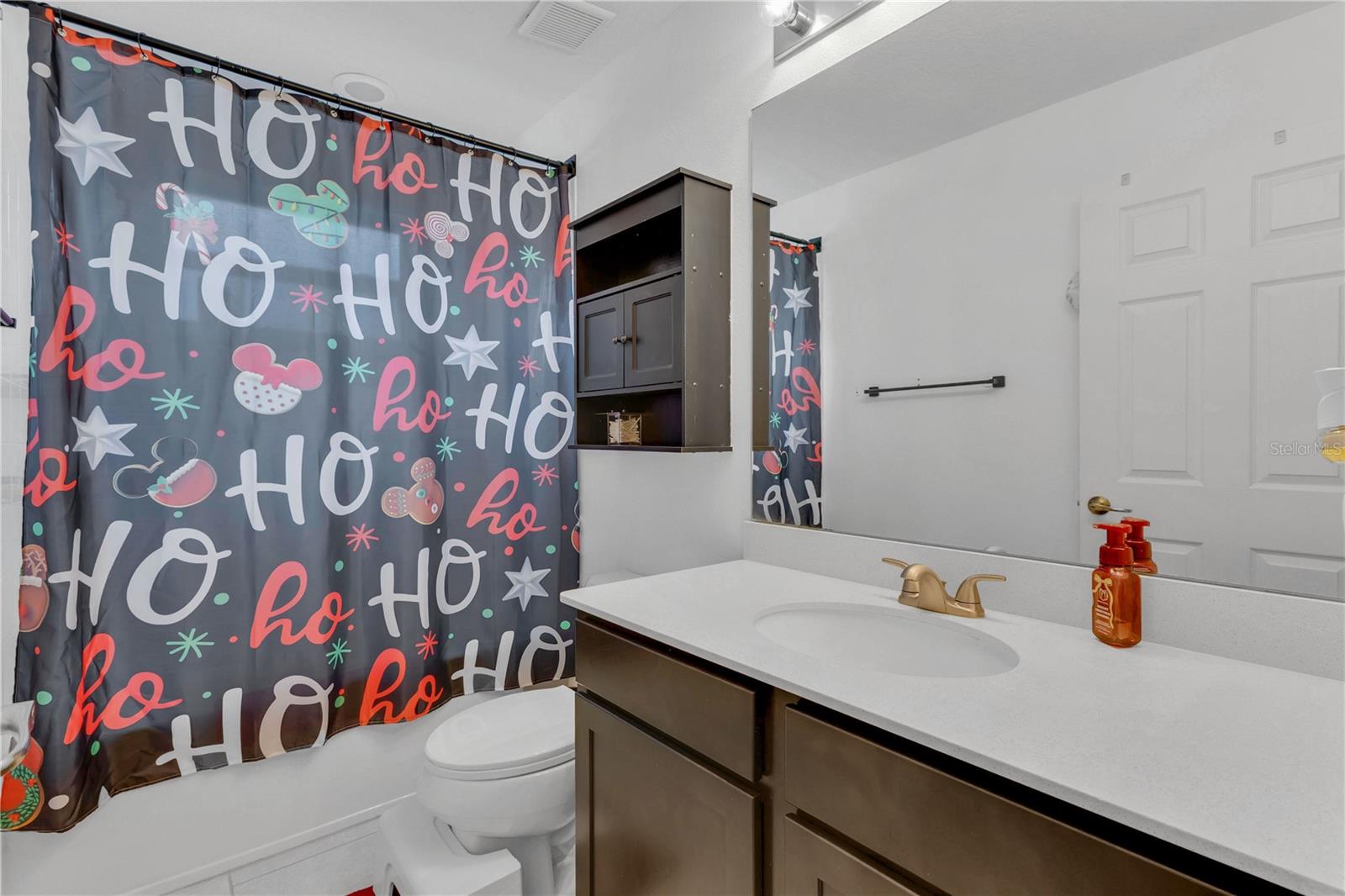 OAKTREE POINTE VILLAS - Residential