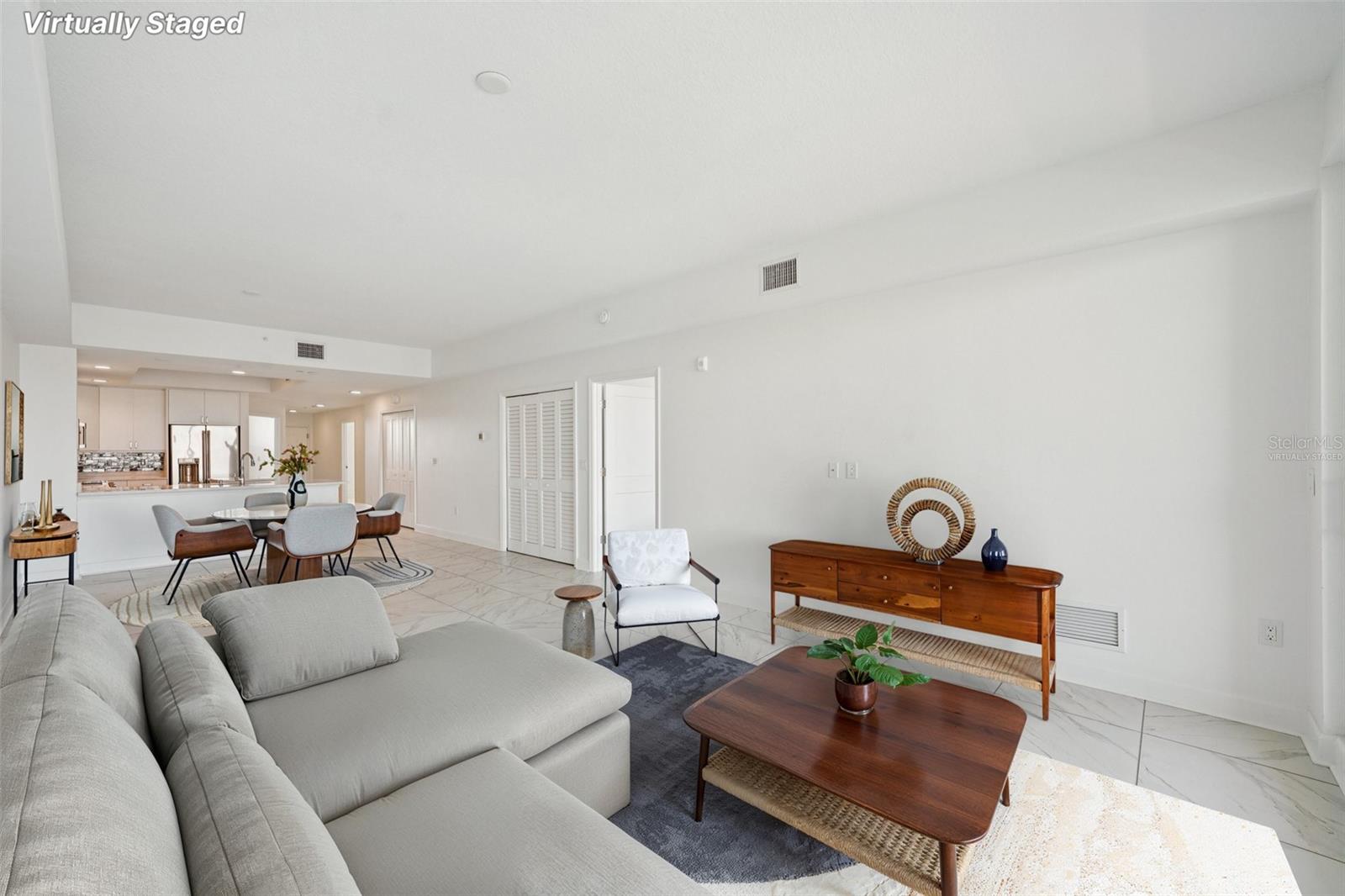 DOLPHIN HARBOUR CONDO - Residential