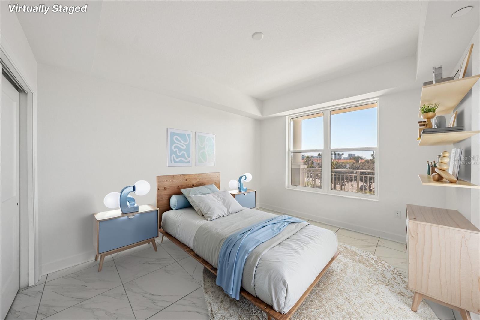 DOLPHIN HARBOUR CONDO - Residential