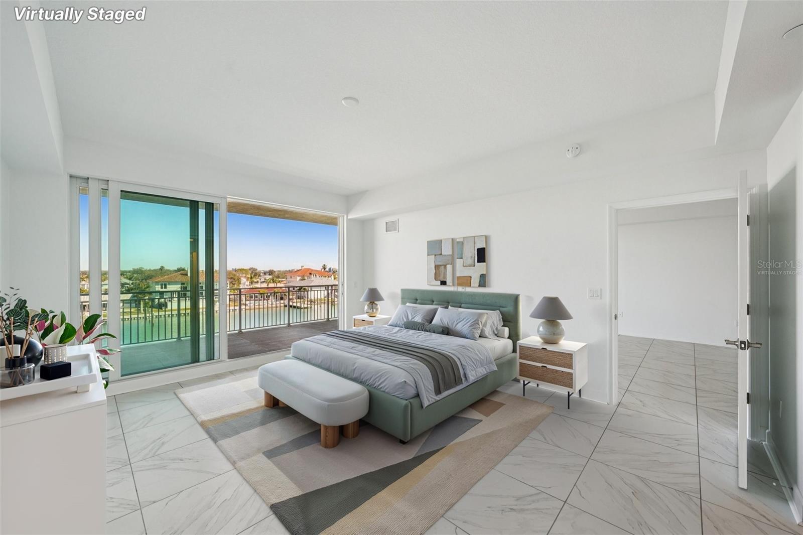 DOLPHIN HARBOUR CONDO - Residential