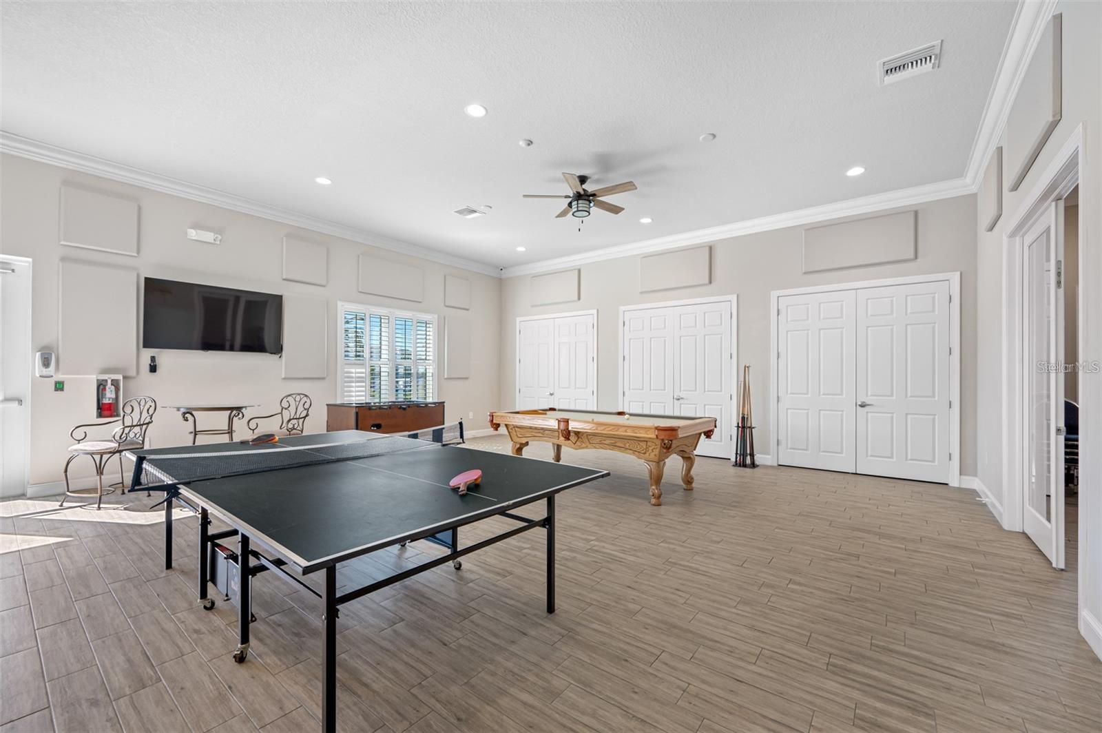 SAND PEBBLE POINTE CONDO - Residential