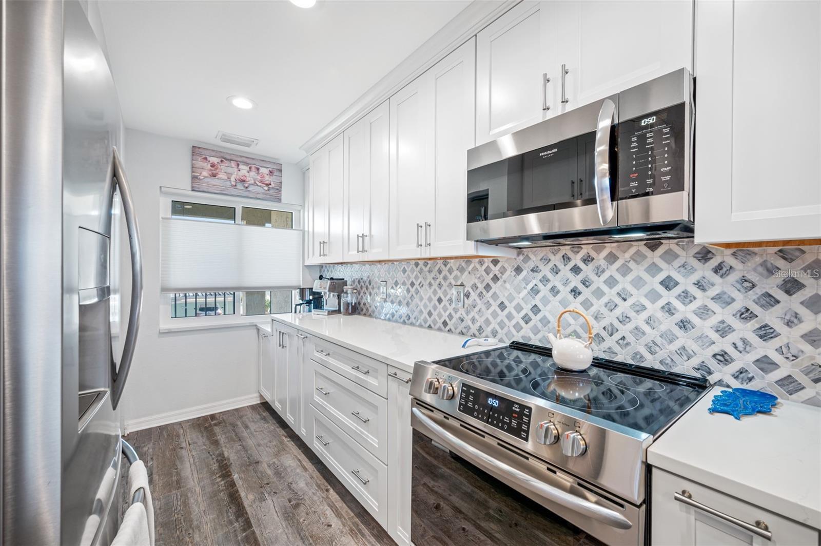 SAND PEBBLE POINTE CONDO - Residential