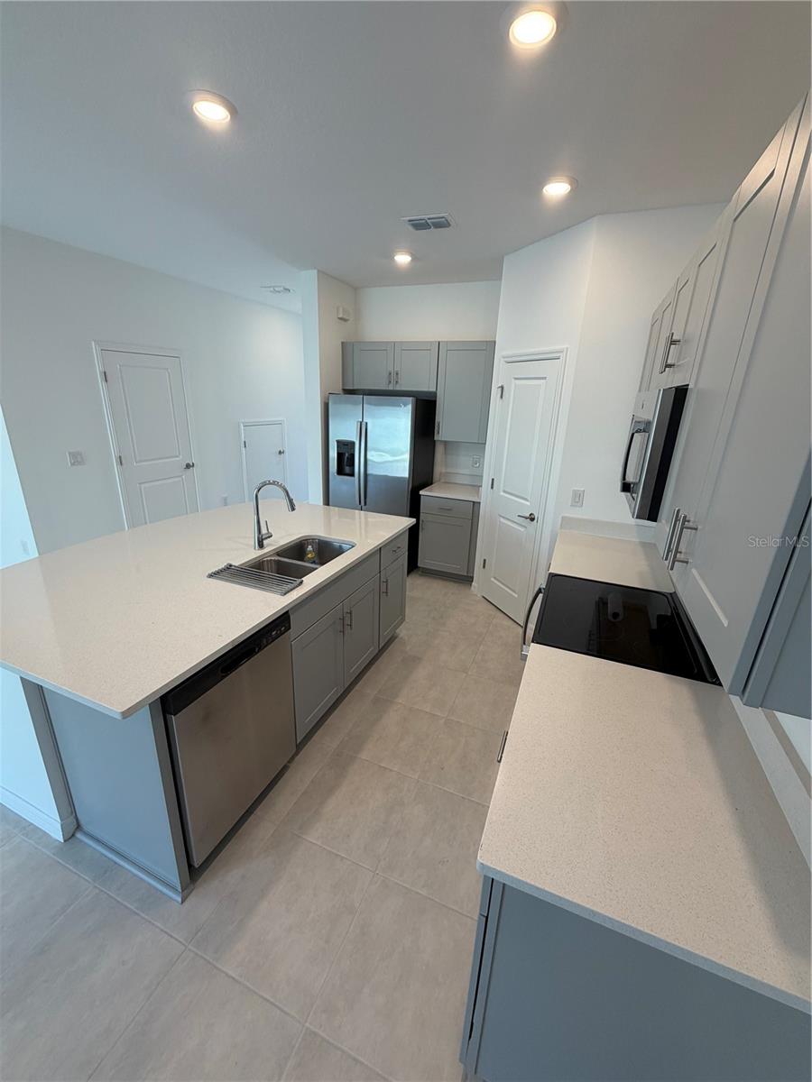 BELLA VITA PH 3 - Residential Lease