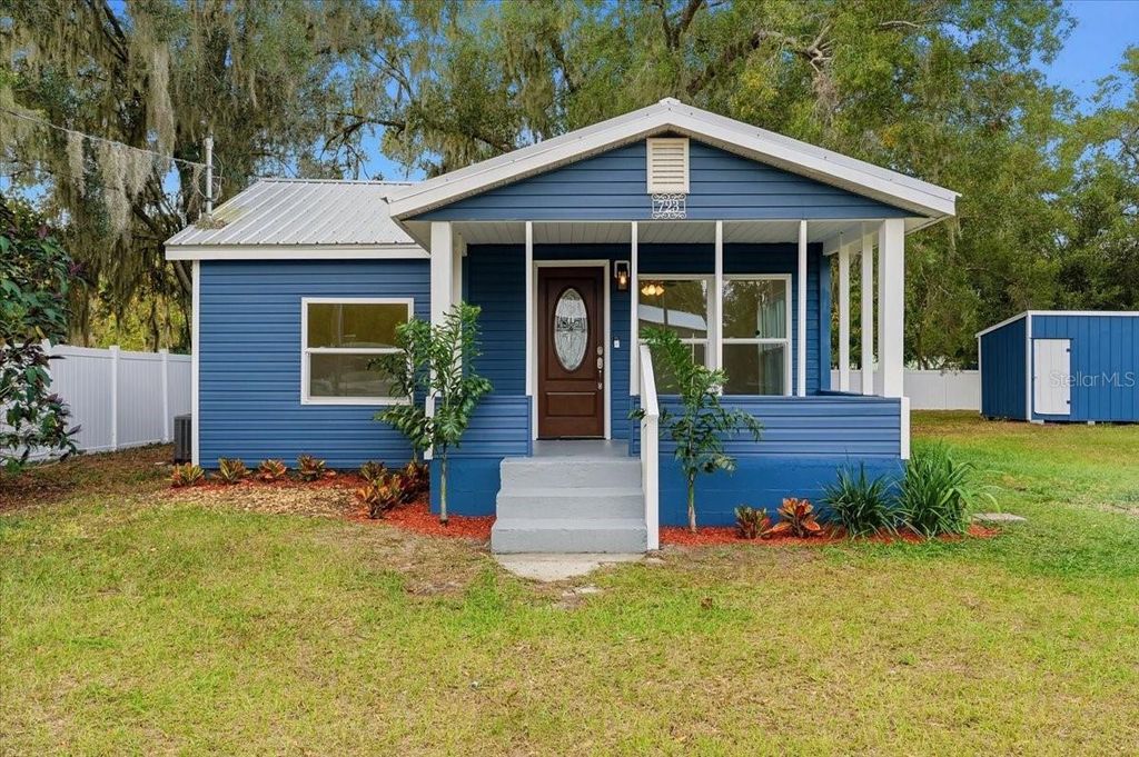 Photo of 723 N Nashua Avenue, Fort Meade, FL 33841 (MLS # P4937165)