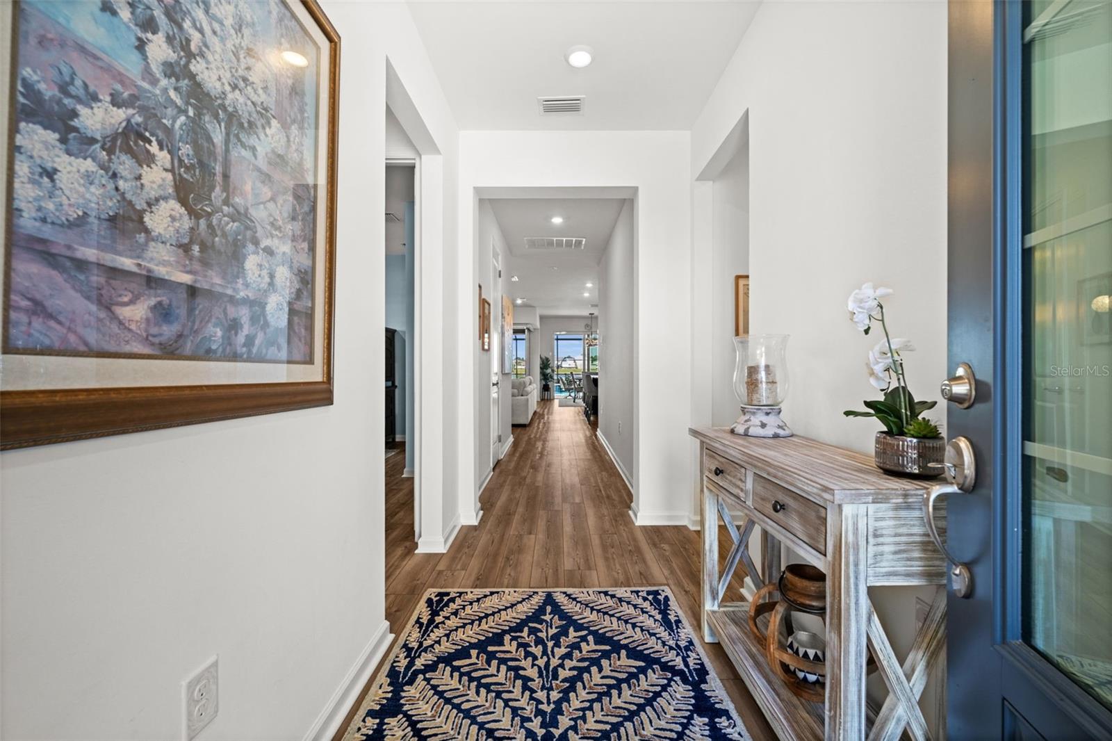NORTHRIDGE - Residential