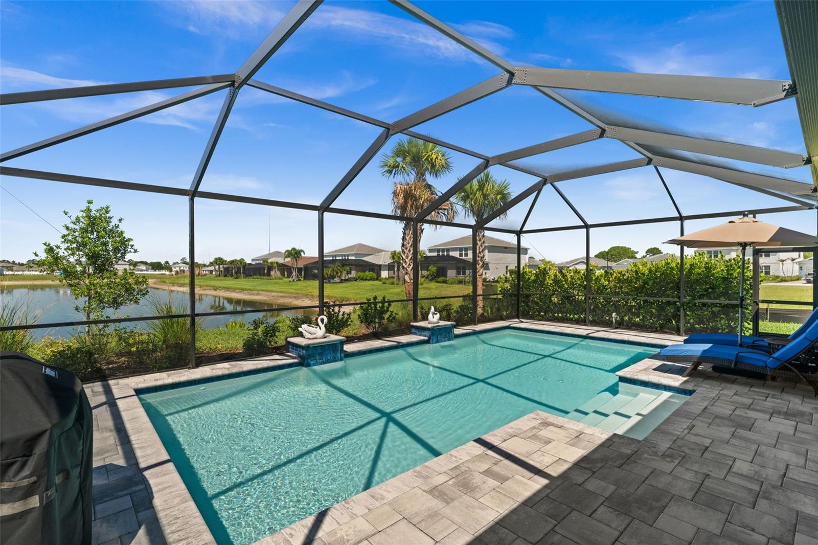 NORTHRIDGE - Residential