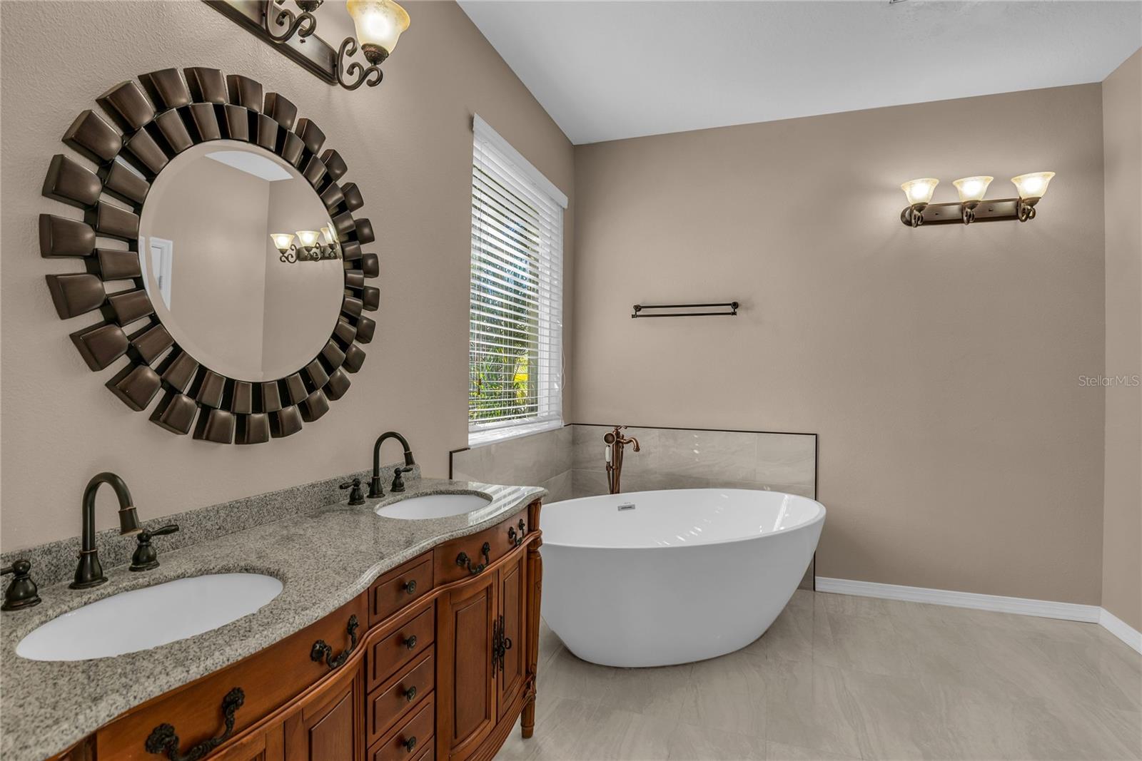 CHANDLER ESTATES - Residential