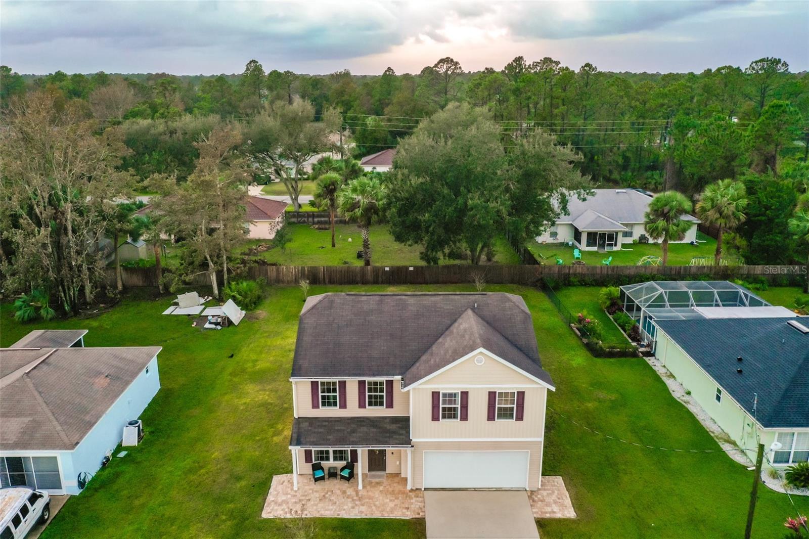 10 PICKCANE LANE