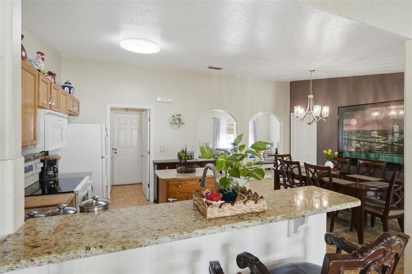 1029 DUDLEY DRIVE