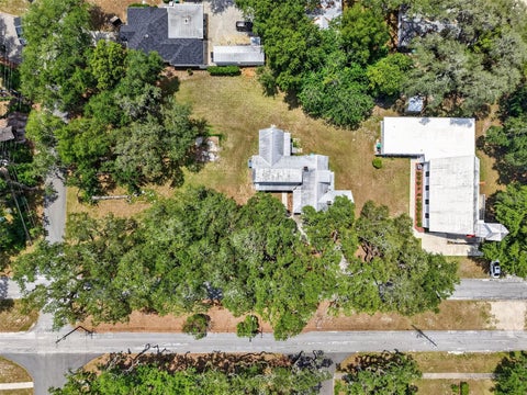 Tiny photo for 112 W Mcclendon Street, Lady Lake, FL 32159 (MLS # G5114301)