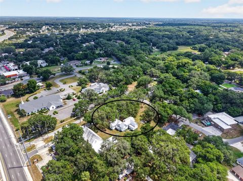 Tiny photo for 112 W Mcclendon Street, Lady Lake, FL 32159 (MLS # G5114301)
