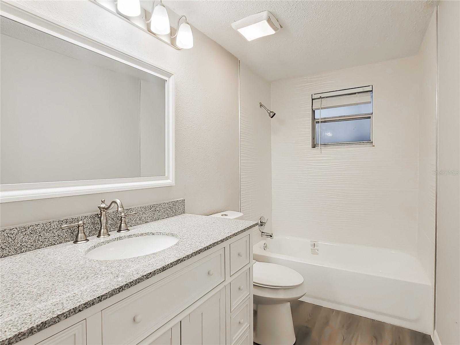 FOUR PINES - Residential